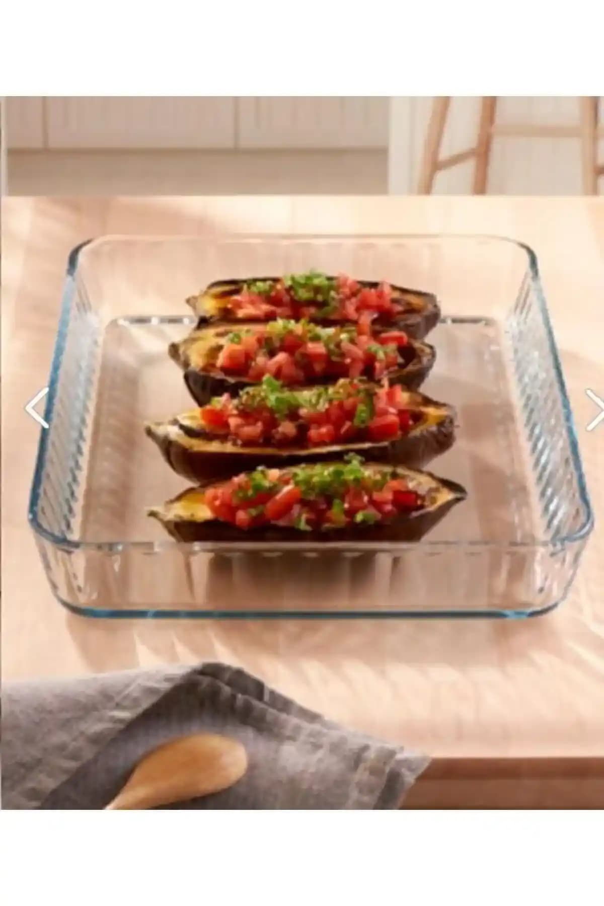 Paşabahçe 59204 Borcam Serisi: Dayanıklı ve Çok Yönlü Fırın Tepsisi Çözümü