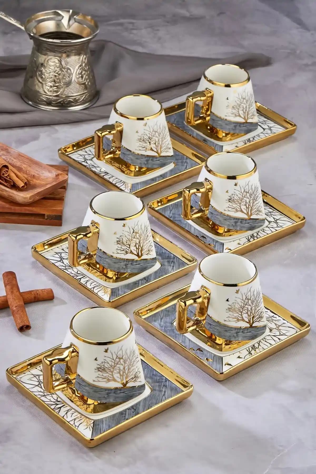 Porselen Kahve Fincanları Hediye Seçenekleri ve Tasarım Özellikleri