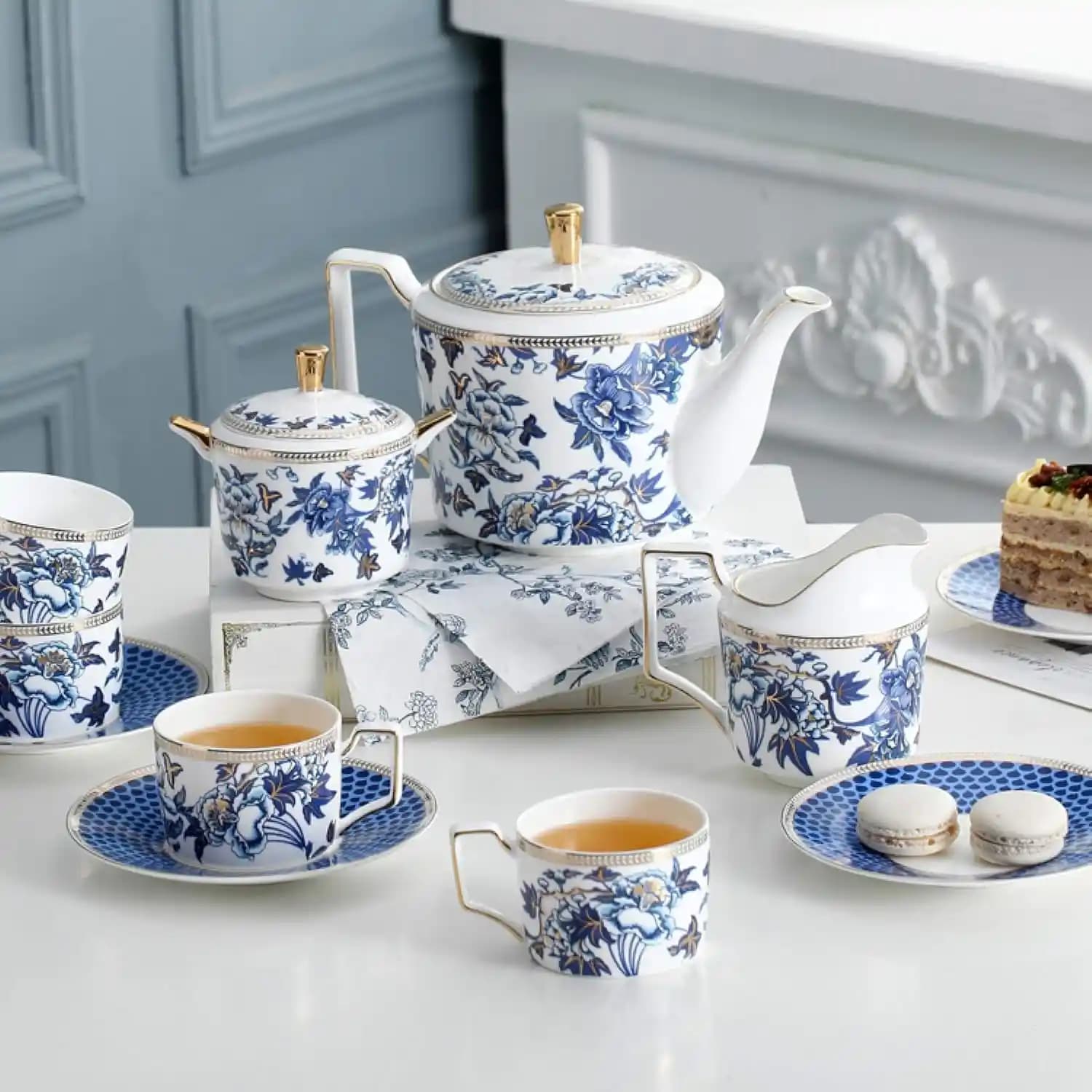 Porselen Kahve Setleri ile Ev Dekorasyonunda Zarafet ve Fonksiyonellik Sağlayan Seçenekler