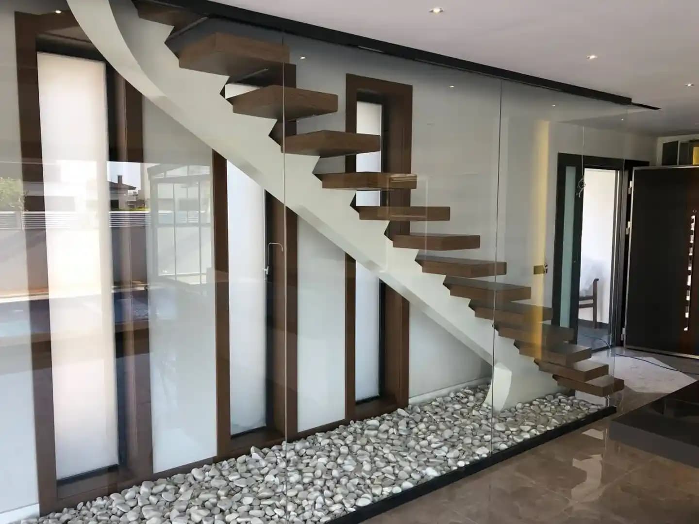 Profil Merdiven Modelleri ve Seçim Kriterleri Güvenli Erişim İçin Uygun Çözümler