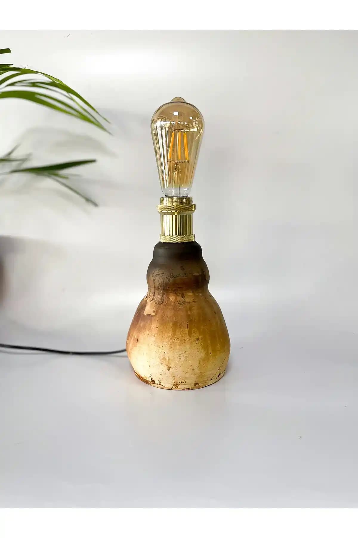 Rustik Abajurlar ile Doğal ve Sıcak Bir Atmosfer Yaratmanın Yolları