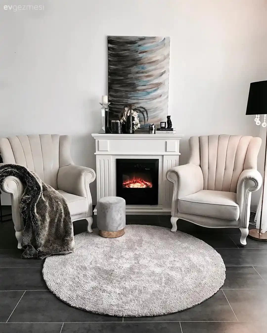 Sade Evlerde Halı Dekorasyonu: Estetik ve Fonksiyonellik İçin En İyi Uygulamalar