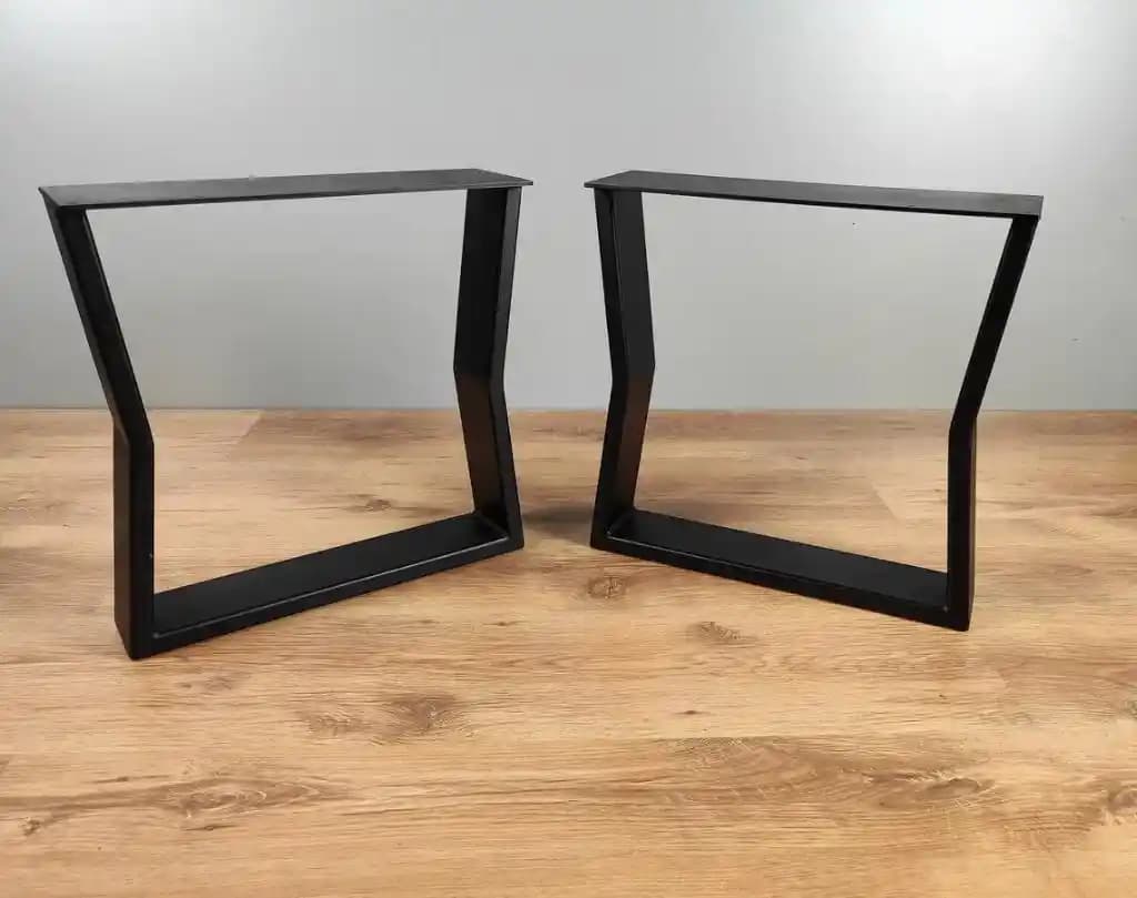 Salon Dekorasyonunda Demir Ayak Sehpa: Dayanıklılık ve Estetiğin Uyumuyla Şık Mekanlar