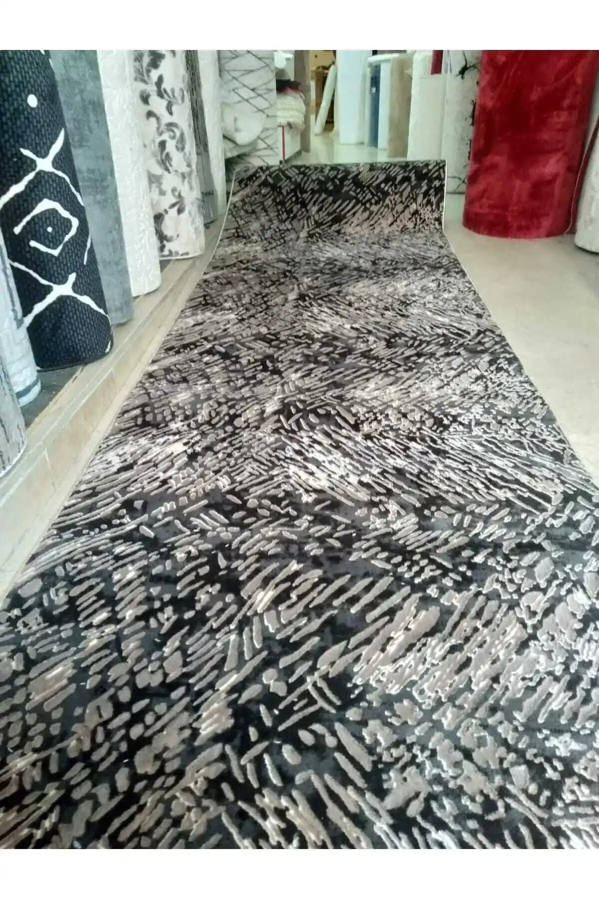 Sarar Kaymaz Yolluklar ile Güvenli ve Estetik Zemin Çözümleri Sunuyor