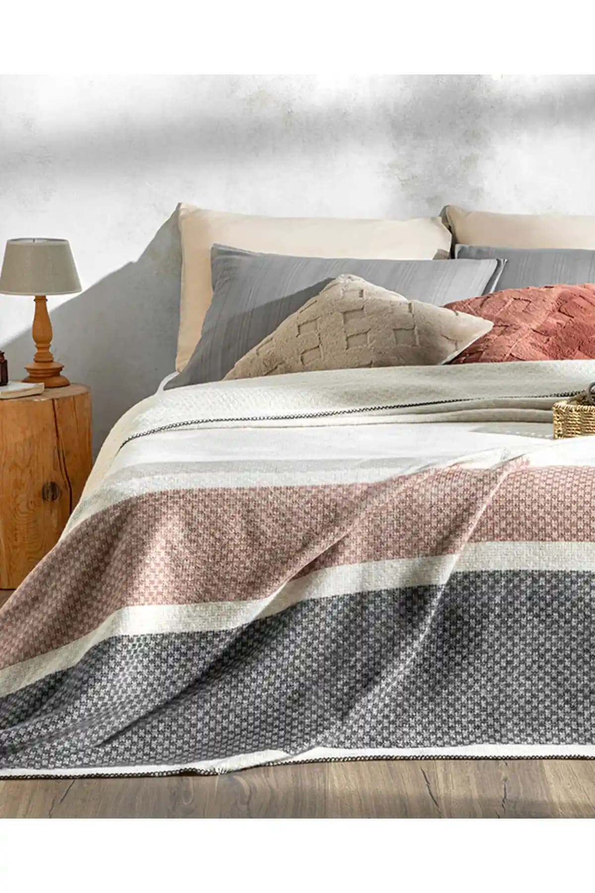 Scotch Battaniye: Estetik ve Konforu Bir Arada Sunan Çok Yönlü Ürün Özellikleri