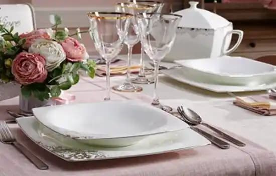 Uyumlu Yemek Takımı ve Evlilik Paketi Dekorasyonu: Seçim ve Uyum İpuçları