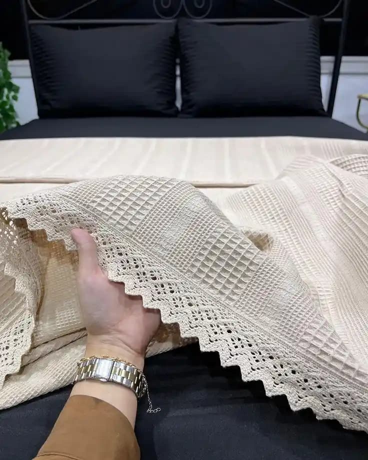 Yatak Örtüleri ile Odanızı Yenilemenin Pratik ve Şık Yöntemleri