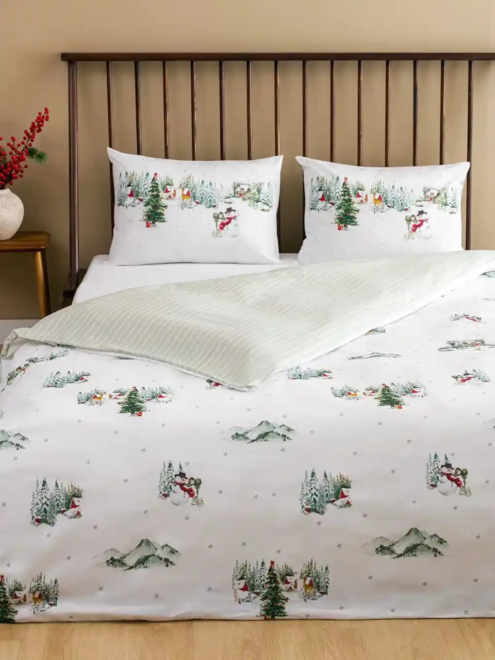 Yılbaşı Nevresim Takımları: Sıcak ve Şık Dekorasyon İçin En İyi Seçenekler