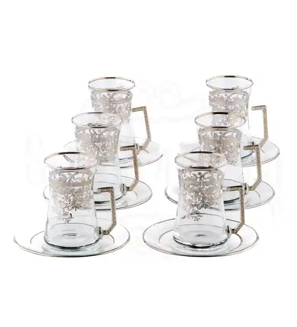 Zarif Klasik Çay Bardağı ile Dekorasyonda Şıklık ve Zarafet Sağlama Rehberi