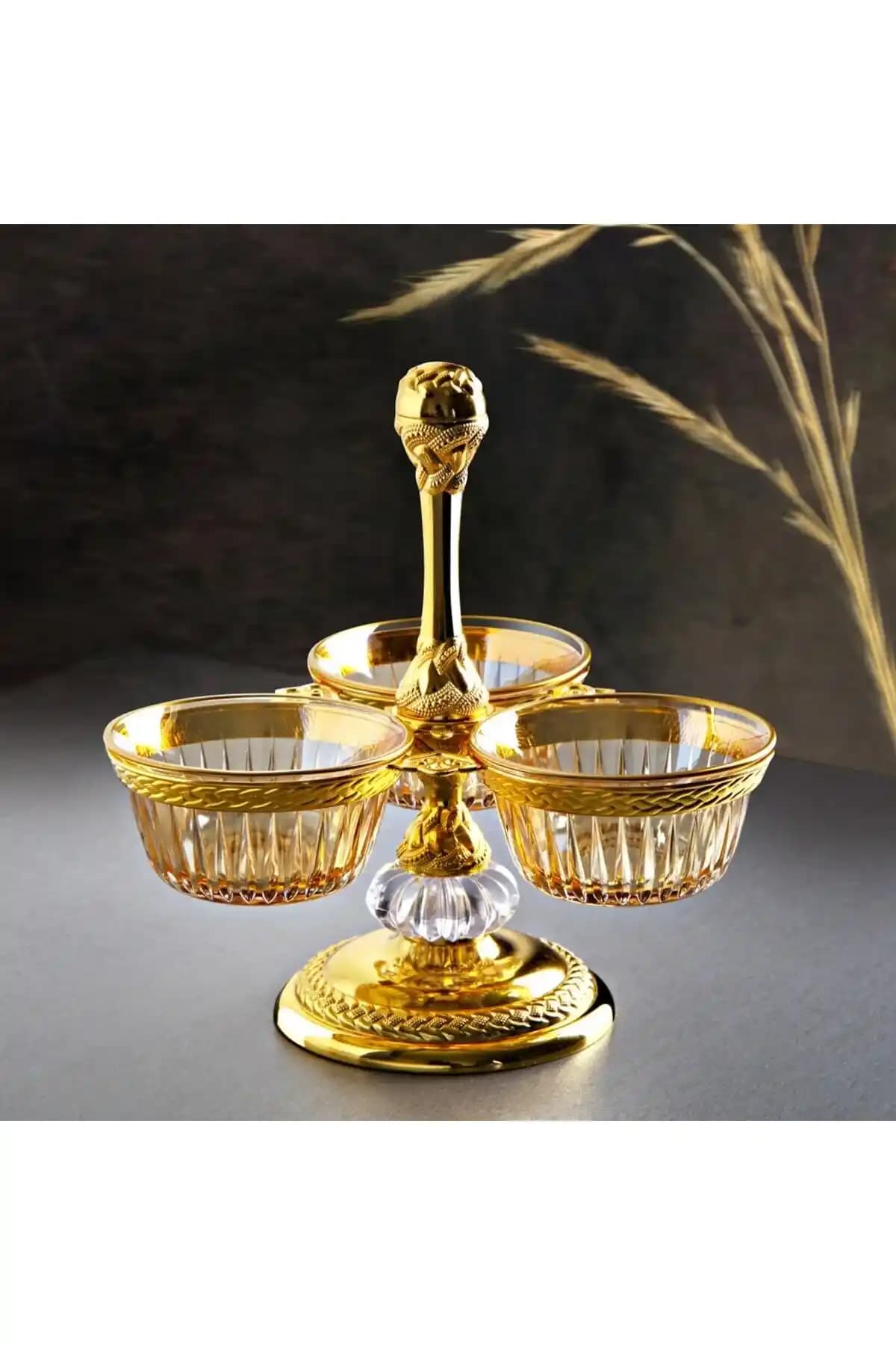 Zarif Tasarımlı Dekoratif Çerezlikler: Estetik ve İşlevselliğin Buluşması