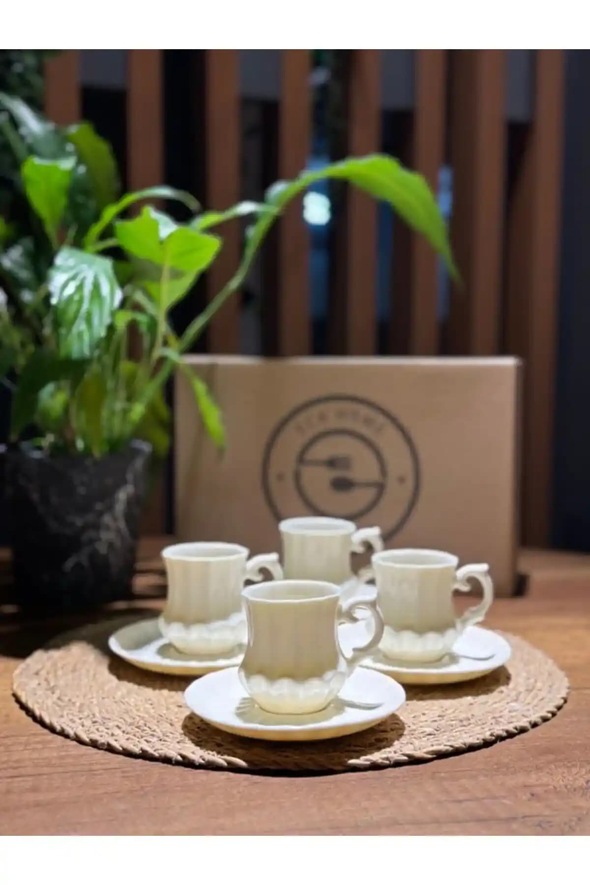 Zarif ve İşlevsel Kahve Fincanları: Estetik ve Kullanışlı Tasarımlar