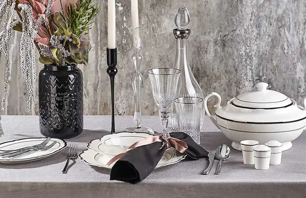 Zarif Yemek Takımları ve Ev Dekorasyonunda Estetik Uyum Sağlama Rehberi
