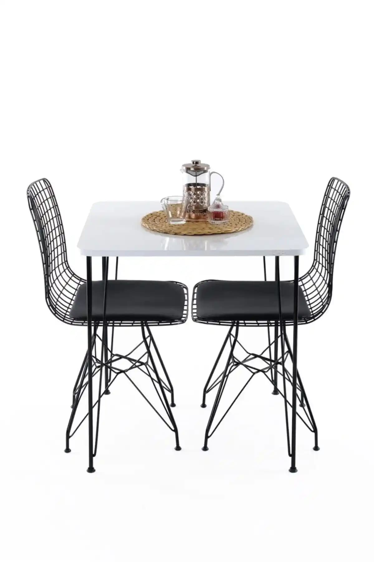 Balkon ve Dış Mekan İçin Modern Kare Masa Takımı Karşılaştırması