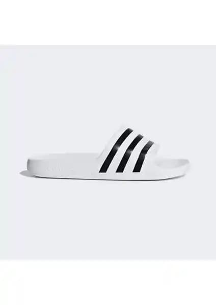 Adidas F35539 Adilette Aqua Slides: Şıklık ve Konfor Sunan Havuz ve Günlük Terliği
