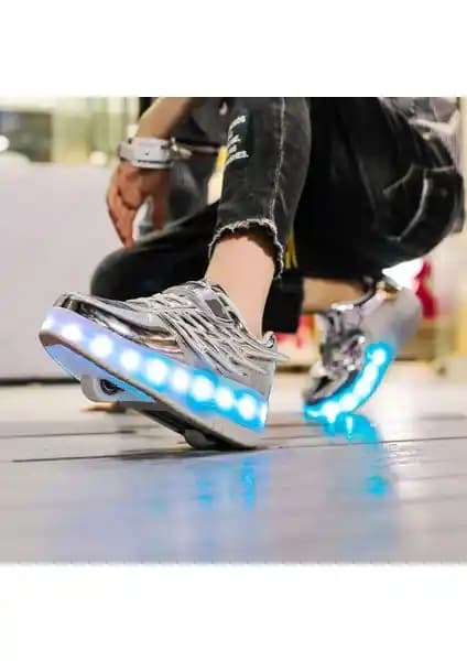 Sıtong 4 Tekerlekli USB Şarjlı LED Işıklı Paten Ayakkabı Yenilikçi ve Modern Tasarım