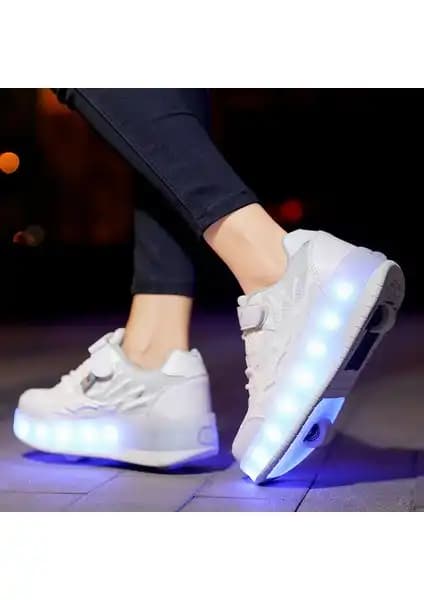 SITONG LED Işıklı Paten Ayakkabısı: Modern Tasarım ve Çok Yönlü Kullanım Özellikleri