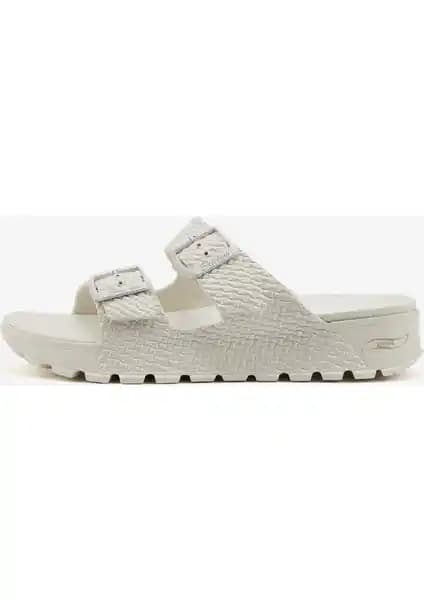Skechers ARCH FİT FOOTSTEPS Kadın Beyaz Terlik: Konfor ve Şıklık Sunan Modern Tasarım