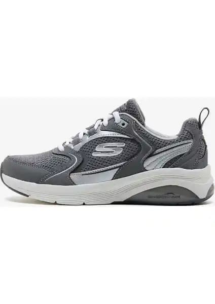 Skechers Kadın Gri Spor Ayakkabı: Konfor ve Şıklığı Bir Arada Sunan Modern Tasarım