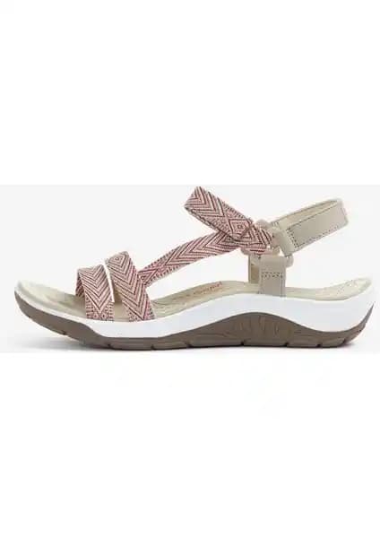 Skechers Reggae Cup Kadın Sandalet: Şıklık ve Konforu Bir Arada Sunan Vegan Tasarım