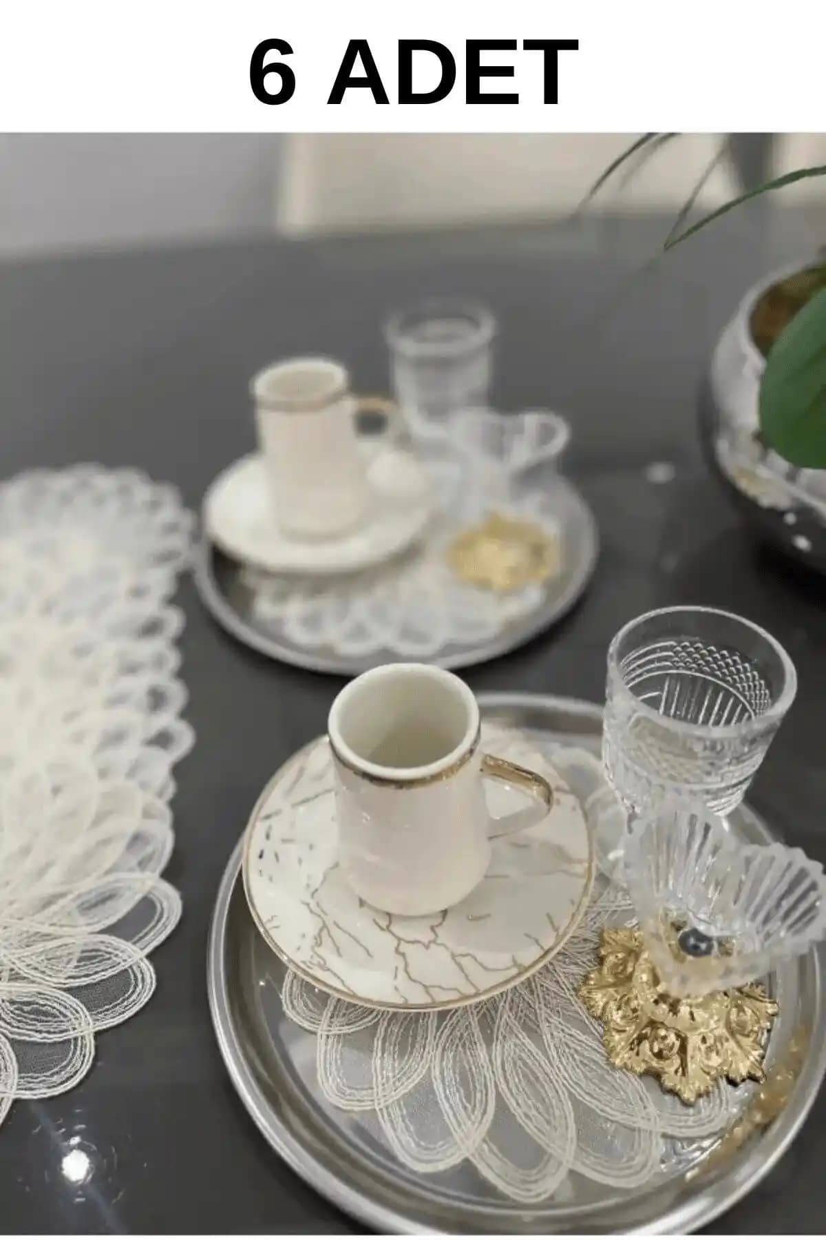 Nubu Atelier Flora ve İris Model Dekoratif Dantel Sunum Peçeteleri Karşılaştırması