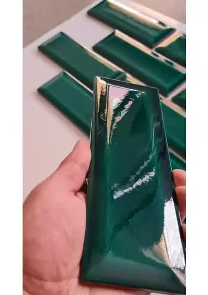 Armada Çini 7x21 Cm Metro Yeşil Seramik Bordür Modern İç ve Dış Mekan Uygulamaları