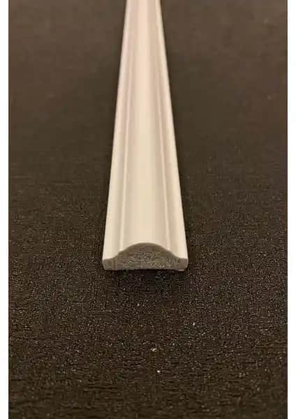 Decomanya Boyanabilir Duvar Çıtası 2,5 cm ile Estetik ve Dayanıklı İç Mekan Dekorasyonu