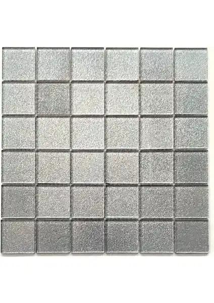 Gü<müş> Kristal Mozaik: Estetik ve Dayanıklılığı Bir Arada Sunan Modern Dekorasyon Malzemesi