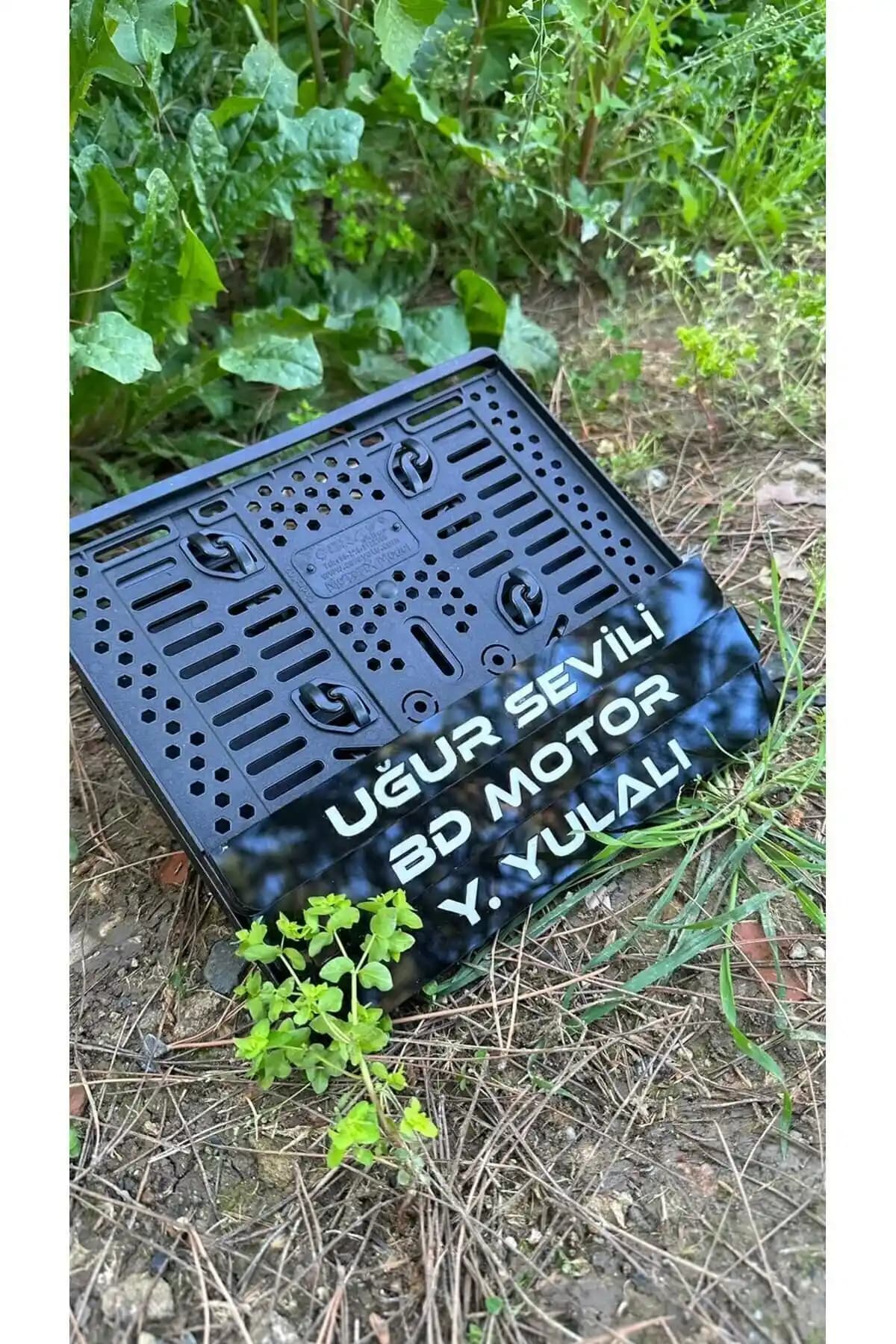 3M 3D Lazer Kesim Motosiklet Pleksi Plaka: Dayanıklı ve Kişiselleştirilebilir Tasarım