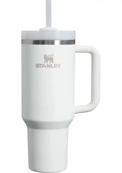 Stanley Quencher Pipetli Termos ve Iceflow Flip Straw Termos Karşılaştırması 1