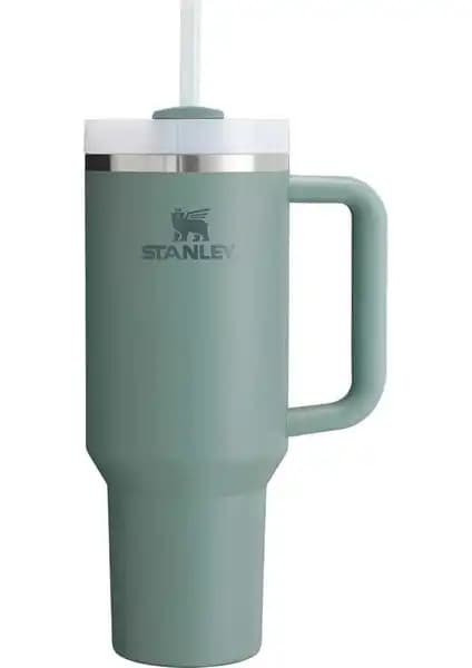 Stanley Termos Karşılaştırması: Quencher Pipetli ve Iceflow Flip Straw Modelleri 1