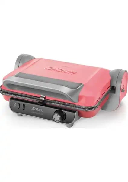 Arzum Panini Color ve Karaca Gastro Diamond Tost Makinesi Karşılaştırması 1