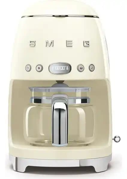 Smeg DCF02CREU ve DCF02PBEU Filtre Kahve Makineleri Karşılaştırması ve Özellikleri